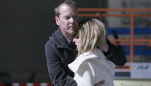 Jack Bauer hugging Audrey Raines in 24 Season 5