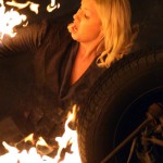Elisha Cuthbert filming 24 Season 7 finale, Kim Bauer on fire