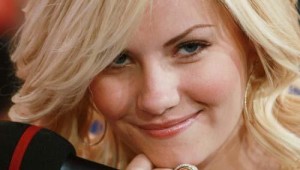 Elisha Cuthbert TRL