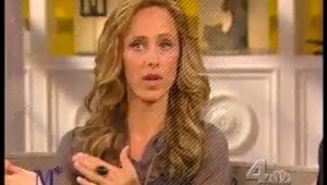 Kim-Raver-Megan-Mullally-Oct-18-2006