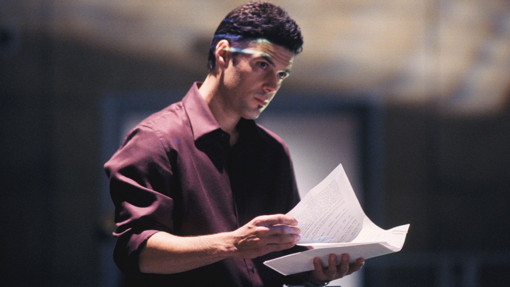 Carlos Bernard plays CTU worker Tony Almeida in 24 Season 1