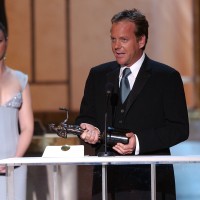 Kiefer Sutherland wins Screen Actors Guild Award - 2004