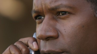 David Palmer on cell phone 24 Season 3