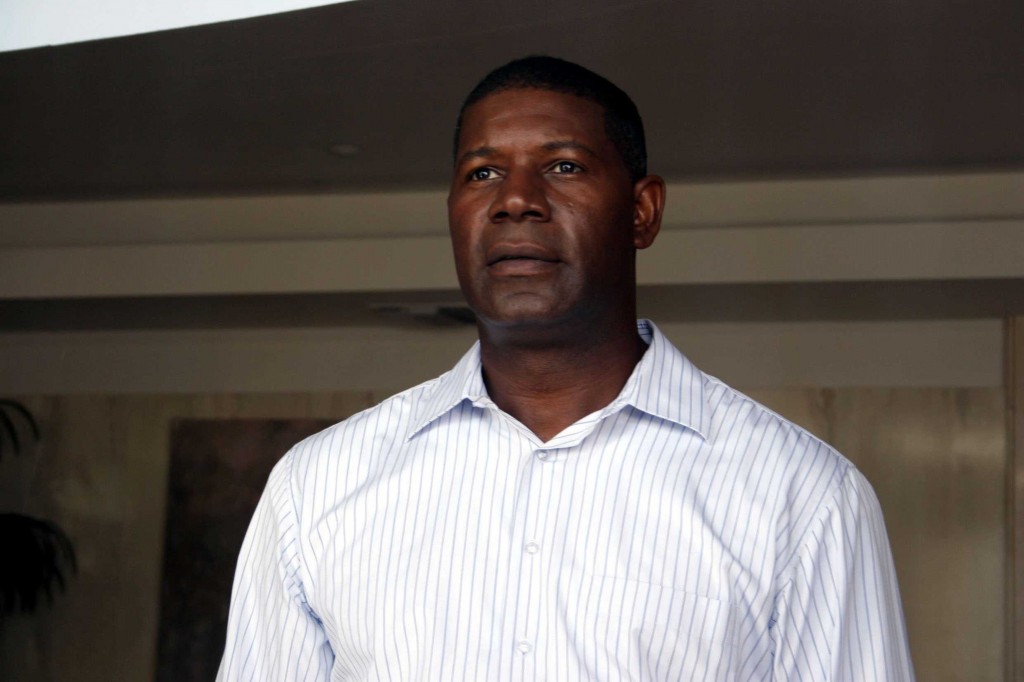 Dennis Haysbert as David Palmer in 24 Season 5 Premiere