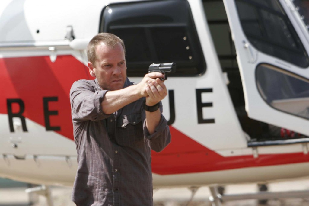 Jack Bauer with gun in 24 Season 5 Premiere