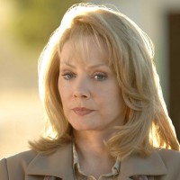 Jean Smart as Martha Logan in 24 Season 5 Episode 6