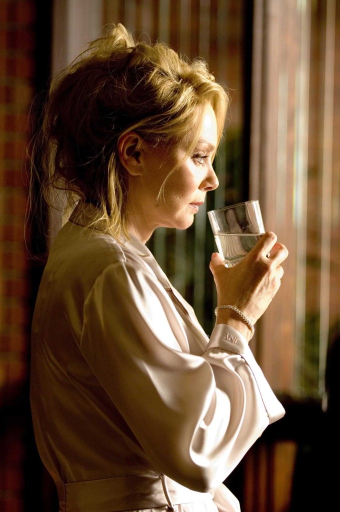 Jean Smart as Martha Logan in 24 Season 5 Premiere