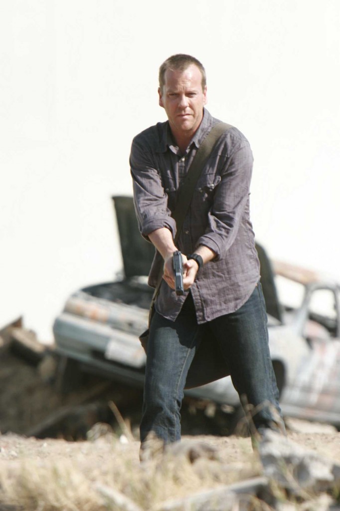 Jack Bauer prepares for action 24 Season 5 Episode 1