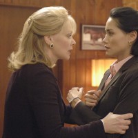 Martha Logan and Evelyn Martin in 24 Season 5 Episode 3