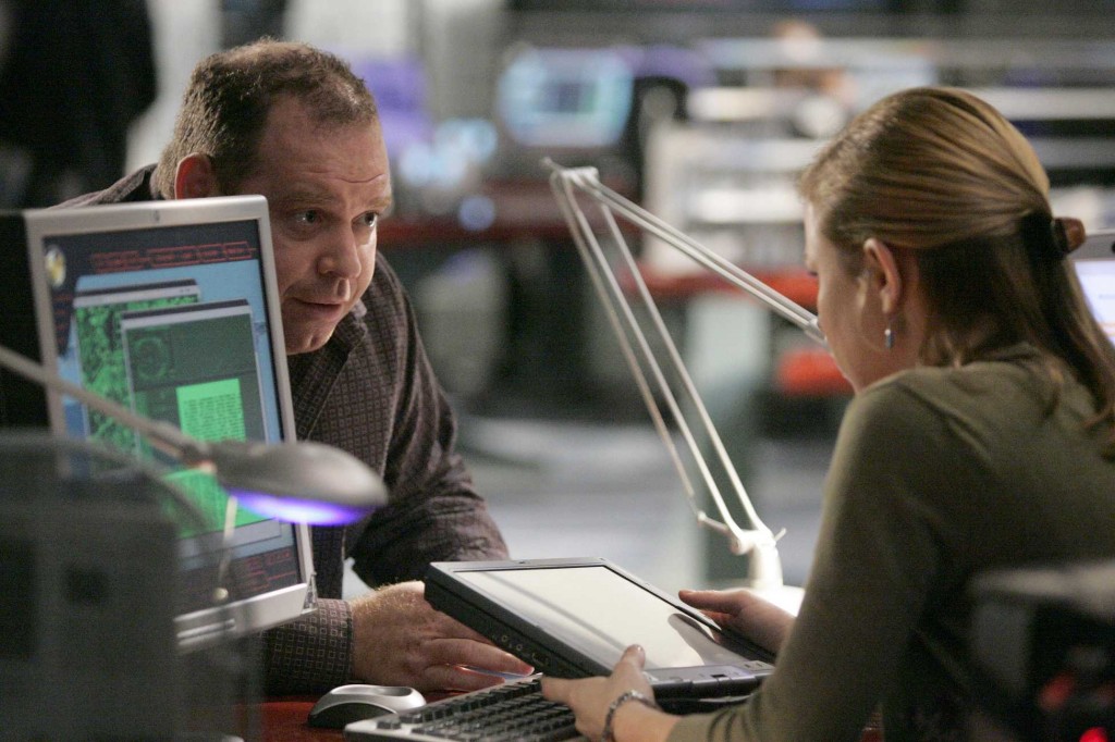 Edgar Stiles confides in Chloe O'Brian in 24 Season 5 Episode 10