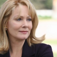 Jean Smart as Martha Logan in 24 Season 5 Episode 9