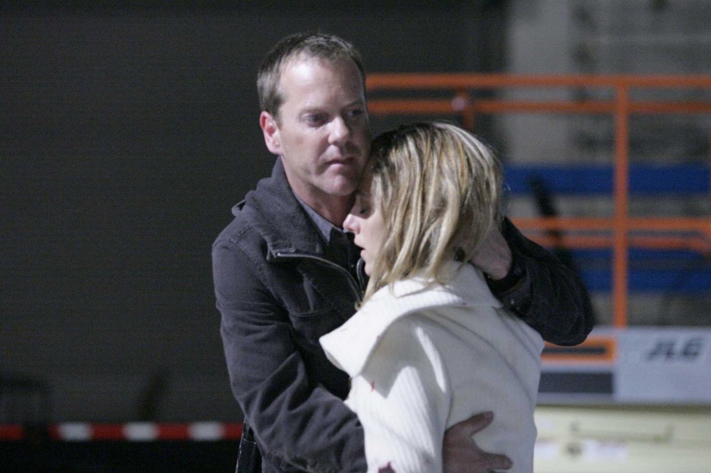 Jack Bauer hugging Audrey Raines in 24 Season 5