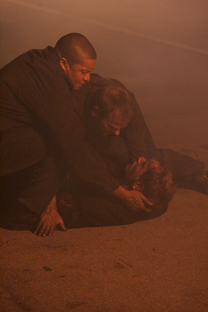 Jack Bauer and Curtis Manning capture Bierko in 24 Season 5 Episode 16