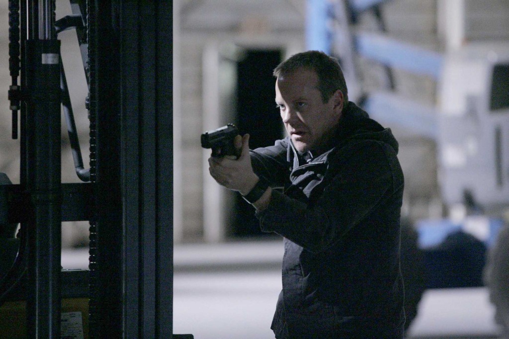 Jack Bauer fights to regain the tape in 24 Season 5 Episode 18