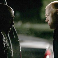 Agent Pierce helps Wayne Palmer in 24 Season 5 Episode 16
