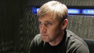 Rick Schroder as CTU Agent Mike Doyle in 24 Season 6 Episode 14