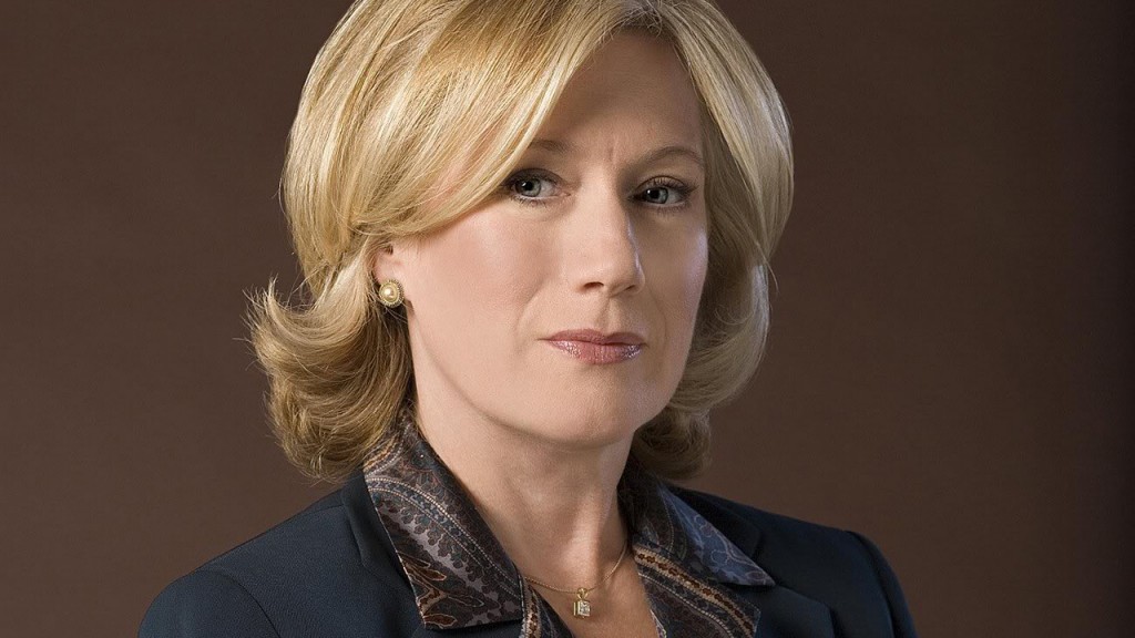 Jayne Atkinson as Karen Hayes in a 24 Season 6 promotional photo