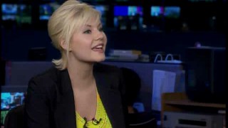 Elisha-Cuthbert_2009_May-11-GoodDayLA-webextra