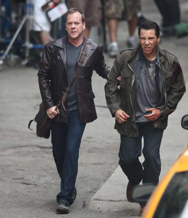 Kiefer Sutherland and Benito Martinez filming 24 Season 8 premiere