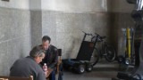 Kiefer Sutherland playing chess on 24 Season 8 set