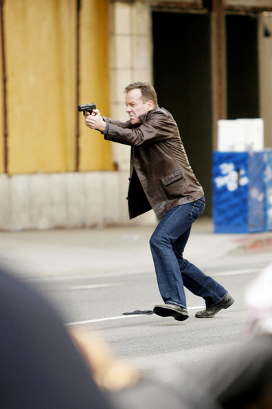 Jack Bauer shooting 24 Season 8 set