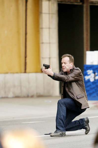 Jack Bauer shooting 24 Season 8 set