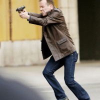 Jack Bauer Shooting 24 Season 8 set
