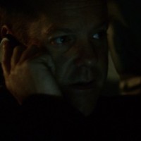 Jack Bauer talks to Chloe O'Brian on cellphone 24 Season 8 episode 5