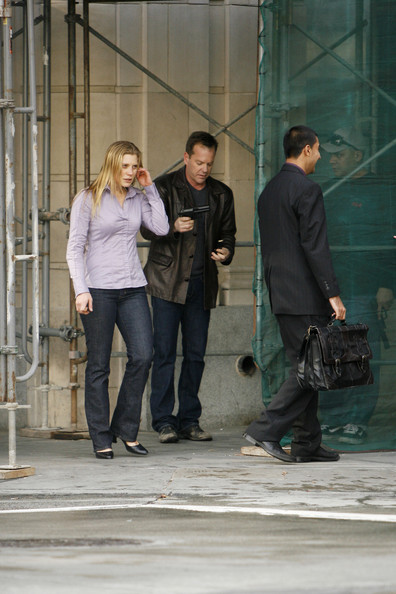 Kiefer Sutherland and Katee Sackhoff on 24 set