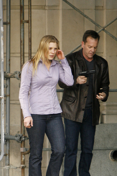 Kiefer Sutherland and Katee Sackhoff on 24 set