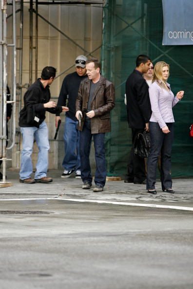 Kiefer Sutherland and Katee Sackhoff on 24 set