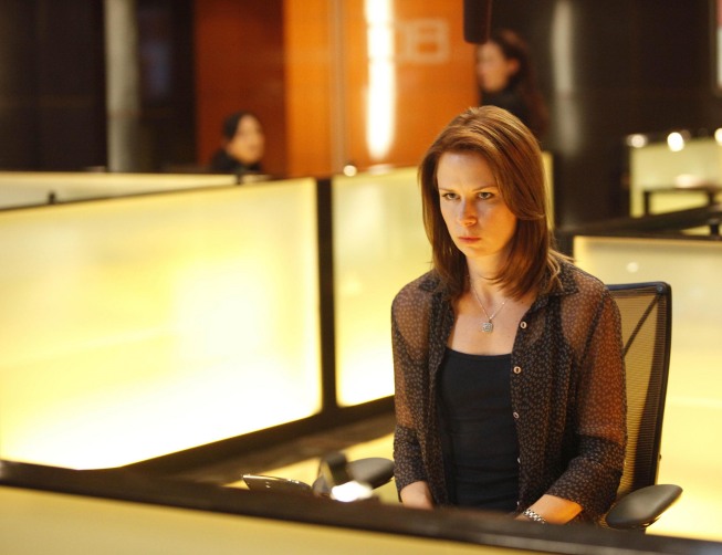 Mary Lynn Rajskub as Chloe O'Brian in 24 Season 8 Episode 11