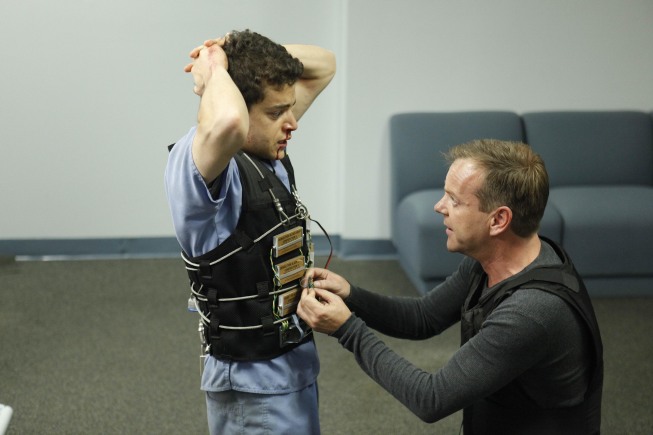 Rami Malek and Kiefer Sutherland in 24 Season 8 Episode 11