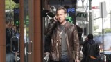 Jack Bauer talking on phone 24 Season 8 episode 19