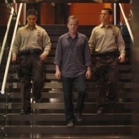 Jack Bauer escorted out of CTU 24 Season 8 Episode 18