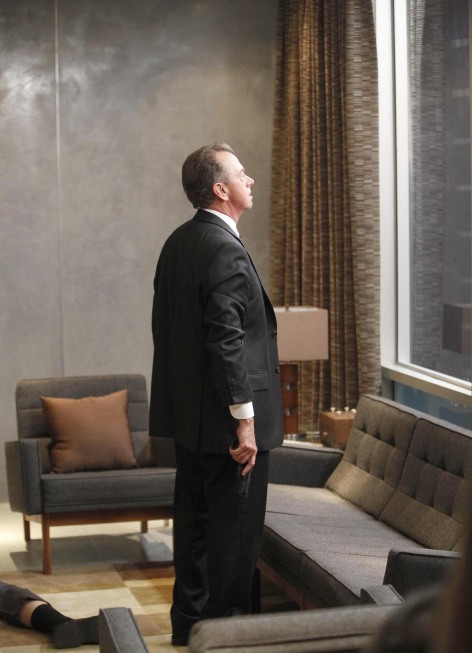 Charles Logan contemplates suicide 24 series finale