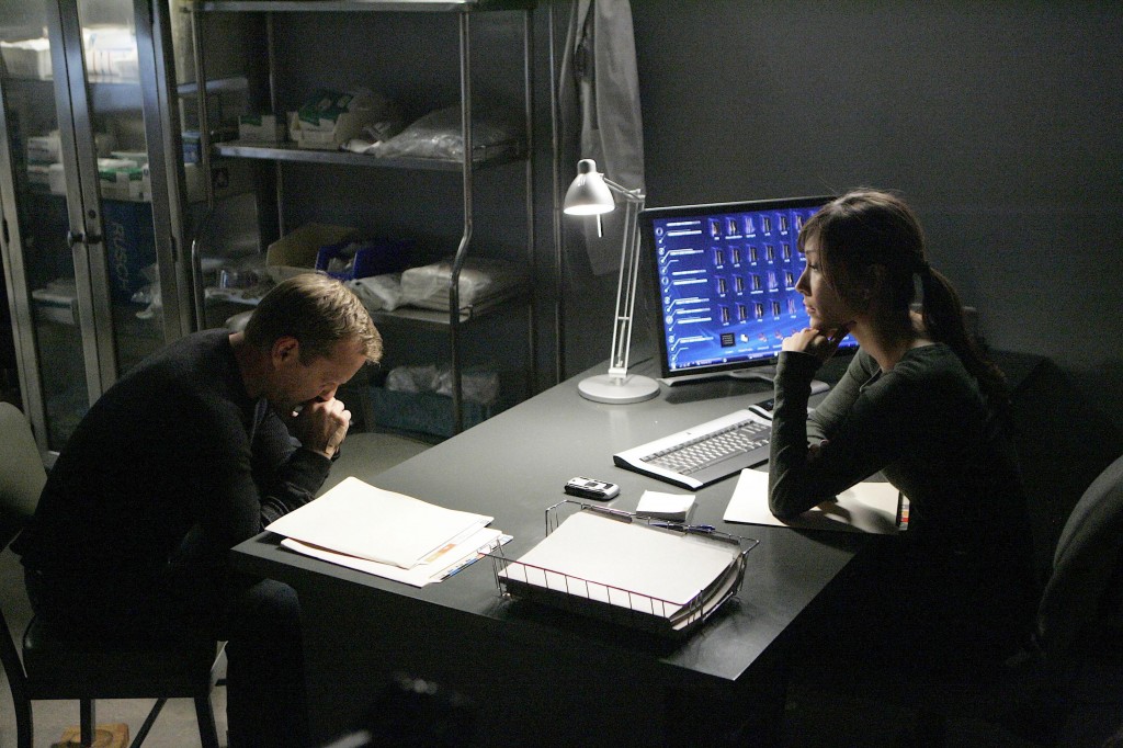 Dr Sunny Macer and Jack Bauer converse at FBI 24 Season 7 Episode 18