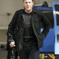 Jack Bauer sniper rifle 24 Season 7 Episode 6