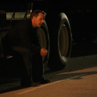 Jack Bauer waiting in 24 Season 7 Episode 15