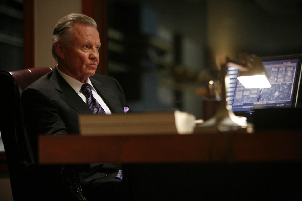 Jon Voight as Jonas Hodges in 24 Season 7 Episode 13