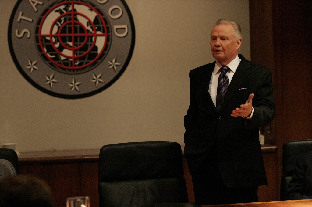 Jon Voight as Jonas Hodges in 24 Season 7 Episode 15