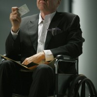 Jon Voight as Jonas Hodges in wheelchair 24 Season 7 Episode 21
