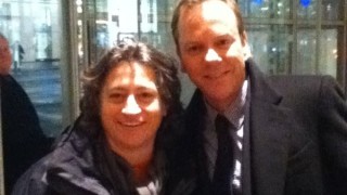 Kiefer Sutherland and fan Lisa Thomas