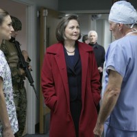 President Allison Taylor visits hospital 24 Season 7 Episode 9