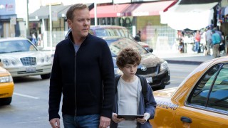 Kiefer Sutherland and David Mazouz in Touch