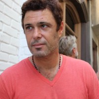 Carlos Bernard