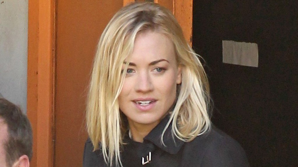 Yvonne Strahovski on 24 set in London