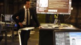 Steve Navarro (Benjamin Bratt) briefs his team in 24: Live Another Day Episode 5