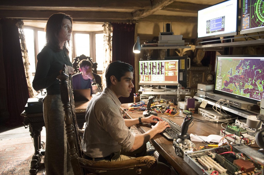 Margot (Michelle Fairley) watches Naveed (Sacha Dhawan) in 24: Live Another Day Episode 5