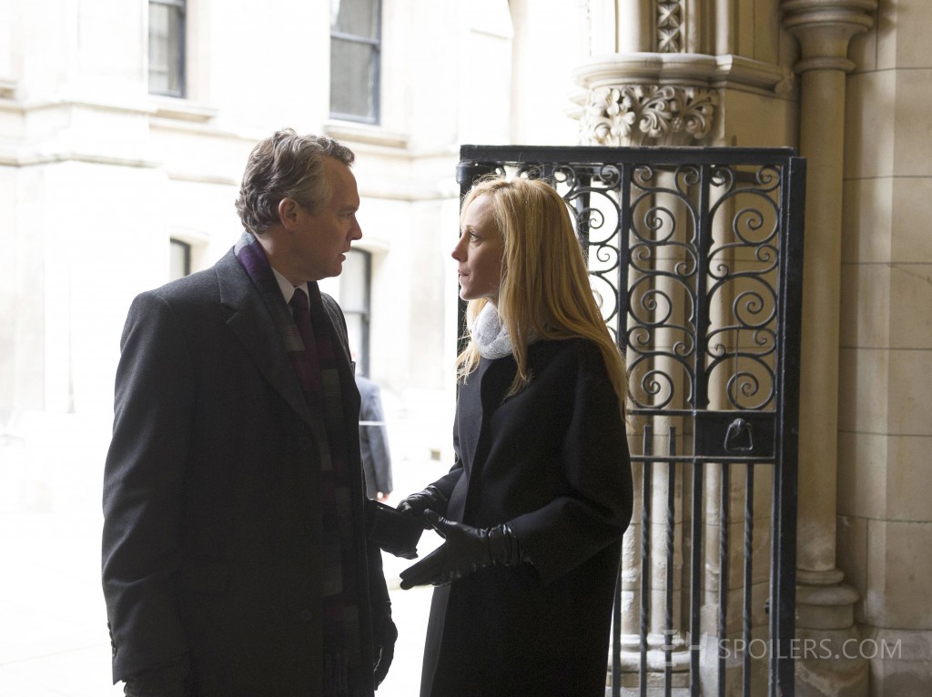 Kim Raver and Tate Donovan in 24: Live Another Day Episode 3